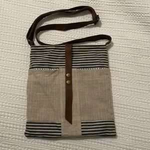 Burlap and Cotton Purse